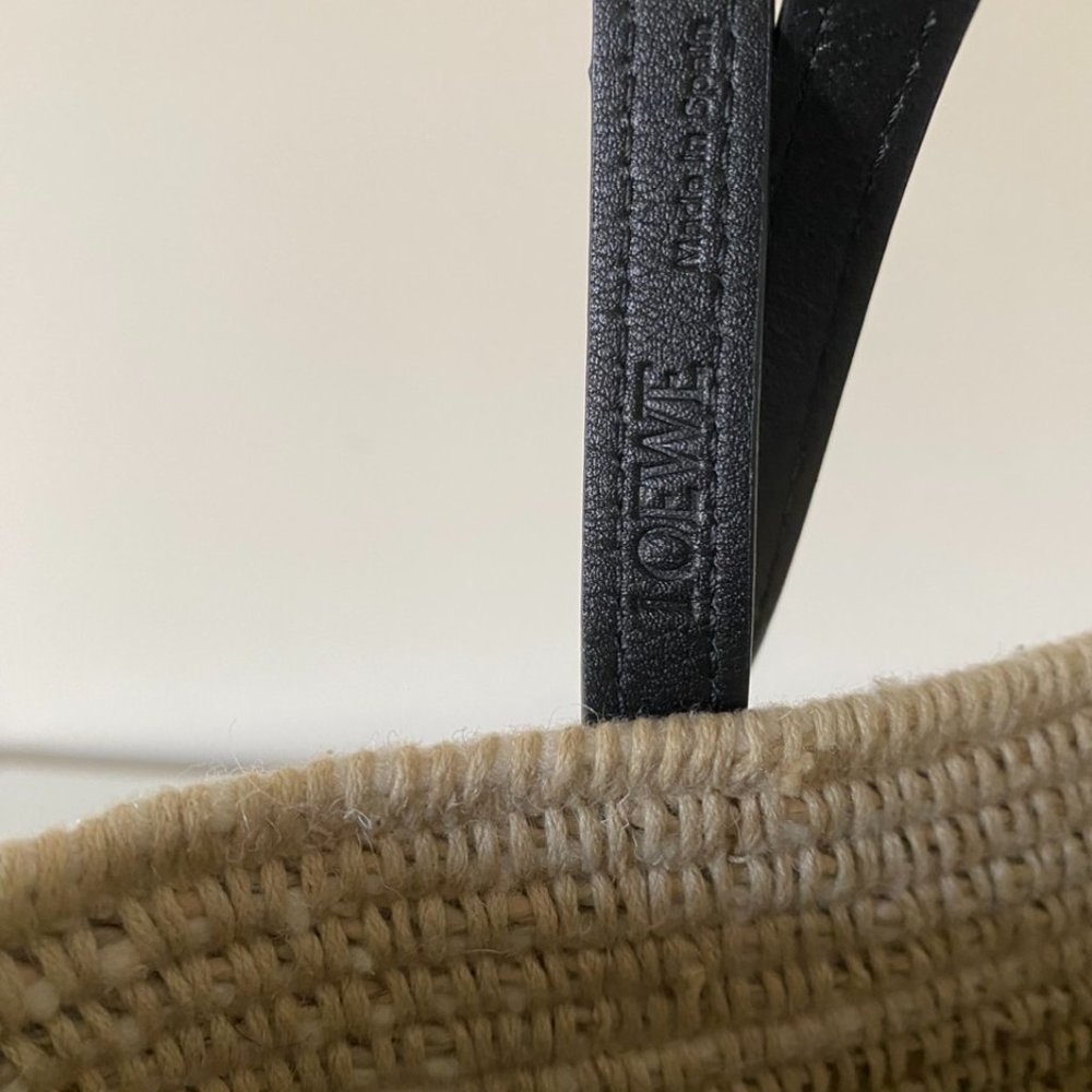 ❌SOLD❌ Loewe Small Square Basket bag in raffia and calfskin - Ombre Black - Picture 11 of 16
